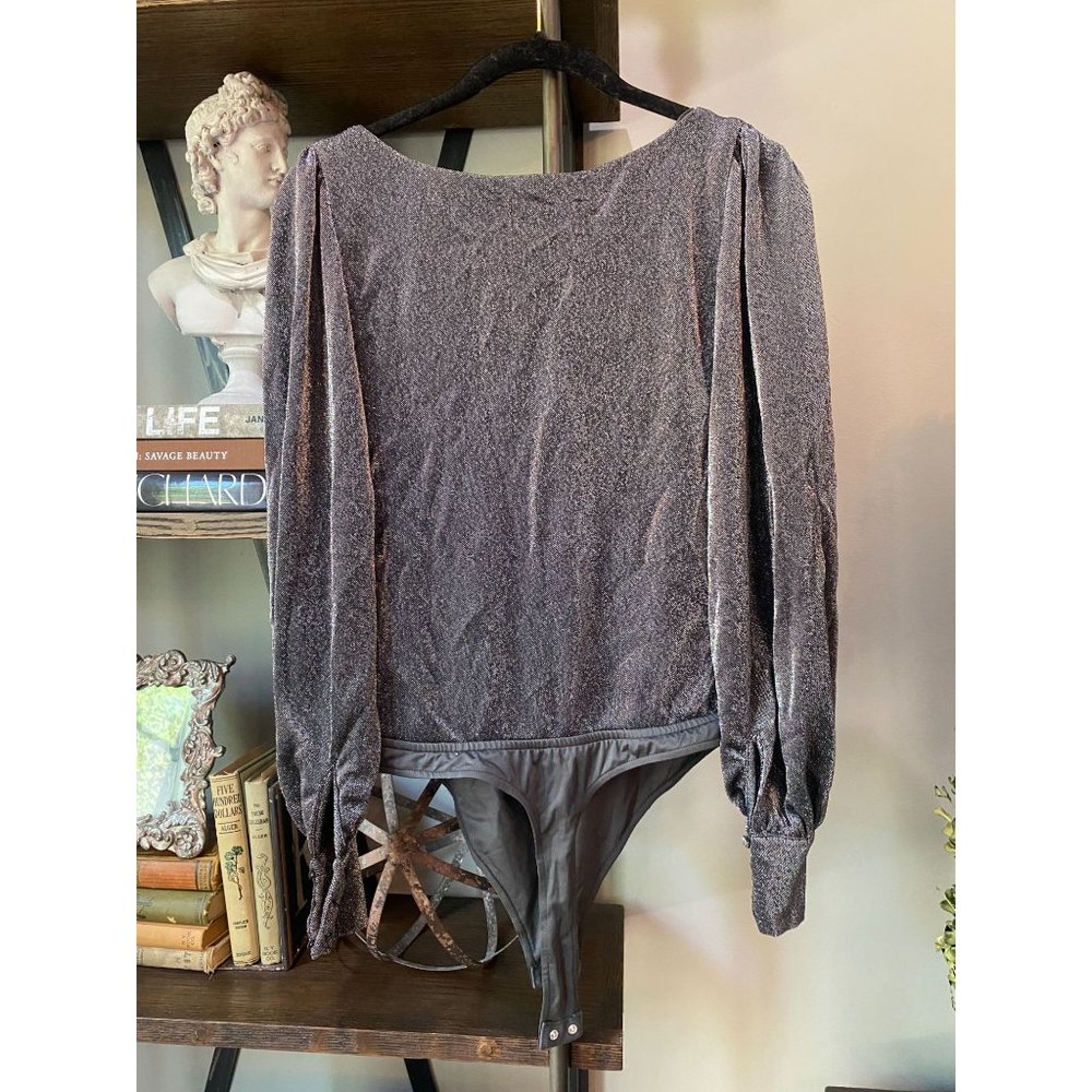 Lovers + Friends Jasmine Bodysuit Metallic Silver Women's Size Small - Picture 11 of 11